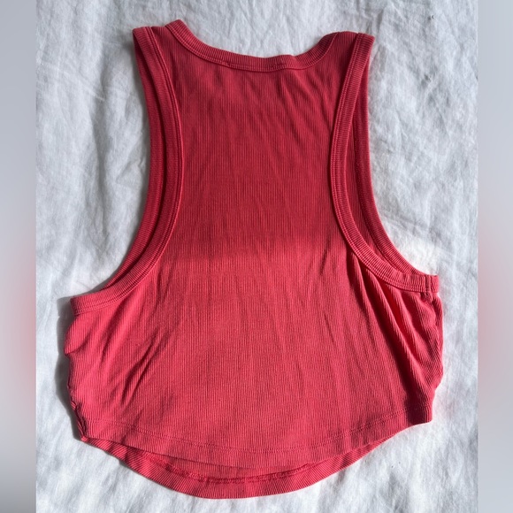 Pink Tank Too - Picture 3 of 4